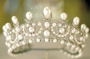 ¡DETIENEN A 5 MÁS POR ROBO AL LOUVRE; JOYAS NO APARECEN!