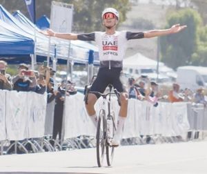 ¡ISAAC DEL TORO ES DOBLE CAMPEÓN EN SU NATAL ENSENADA!