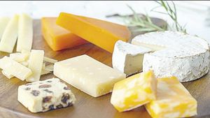 ¡RETIRAN DE FORMA URGENTE MARCA DE QUESO POR CONTAMINACIÓN CON E. COLI!