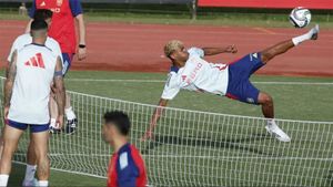 ¡BAJA ESPAÑA A YAMAL POR MOLESTIA EN EL PUBIS!