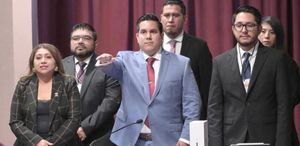 ¡DEJAN SOLO A BOUZAS! - *Oposición desaira comparecencia de titular de Comunicación