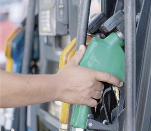 ¡GOBIERNO DESCOBIJA A LOS CONSUMIDORES DE GASOLINA!