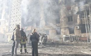 ¡BOMBARDEO RUSO MATA A 25 UCRANIANOS!