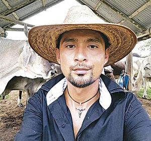 ¡ERA GANADERO EL DEGOLLADO EN MOTEL DE ACAYUCAN! - LA VÍCTIMA PERTENECÍA A LA COMUNIDAD LGBT+