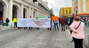 ¡NUEVE AÑOS DE PROTESTAS! - EX TRABAJADORES DEL SEGURO POPULAR