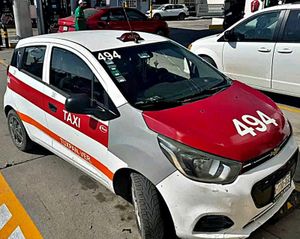 ¡TAXISTA PIERDE LA VIDA POR UN INFARTO!