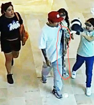 ¡FAMILIA ROBÓ PATÍN ELÉCTRICO EN PLAZA LAS AMÉRICAS!