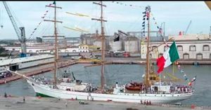 ¡MUEVEN AL CUAUHTÉMOC!