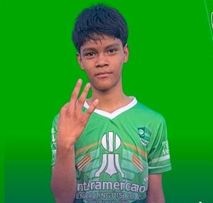 ¡IVAMAR GOLEA 5-0 A REBAÑO CHIVAS!