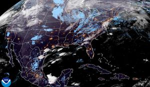 >LLEGA EL FRENTE FRÍO CON "NORTE" FUERTE Y LLUVIAS< - *Y SE QUEDA DURANTE EL JUEVES 27