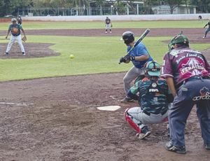 ¡SE REANUDA EL SOFTBOL DE PLAYA DE VACAS!
