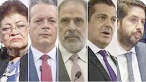 ¡SE INSCRIBEN 43 PARA FGR, ENTRE ELLOS GODOY!