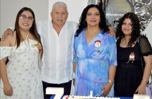 JUAN CELEBRA SU CUMPLEAÑOS 75