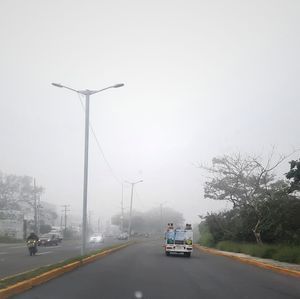¡VERACRUZ AMANECE ENTRE NEBLINA; MAÑANA ENTRA FRENTE FRÍO CON NORTE!