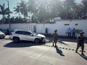 ¡PEPÍN LE LLEGA POR ATRÁS!