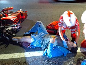 ¡DERRAPÓ ‘JINETE DE ACERO’ EN LA CARRETERA LIBRE VERACRUZ–XALAPA!