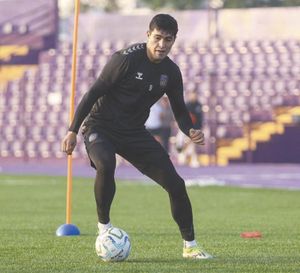 ¡GASTÓN OBLEDO BUSCA LA MEJOR ESTRATEGIA EN EL RACING!