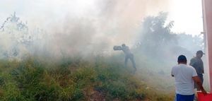 ¡INCENDIO DE PASTIZAL ALARMA A VECINOS DE ARBOLEDAS NORTE!