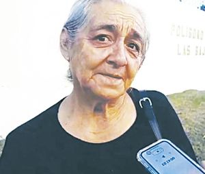 ¡DAN POR MUERTA A ABUELITA Y LE QUITAN LA PENSIÓN DEL PROGRAMA 65 Y MÁS!