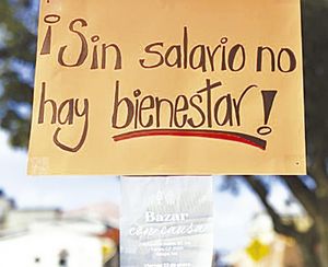 ¡EXIGEN TRABAJADORES PAGO DEL FIDEICOMISO FONDO DEL FUTURO!