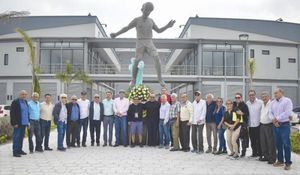 ¡PUROS CAMPEONES…! - *¡16 finales de copa se jugaron en el estadio “Pirata” Fuente