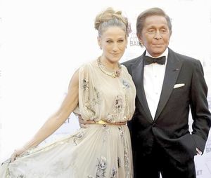 ¡VALENTINO, UNA VIDA MARCADA POR MANÍAS, PASIONES E INGENIO!