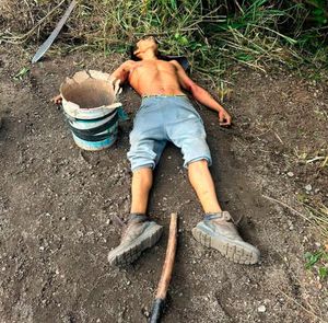 ¡EJECUTAN A BALAZOS A TAPABACHES!