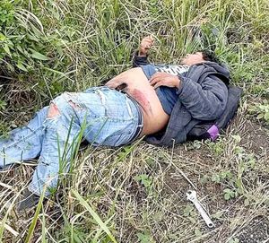 ¡MOTOCICLISTA SE DEBATE ENTRE LA VIDA Y LA MUERTE POR VIOLENTO ACCIDENTE!.