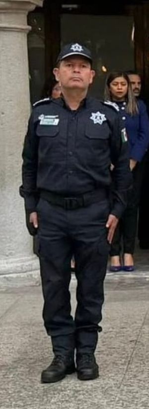 ¡VÁNDALOS ATRACAN A TRABAJADOR Y LE QUITAN LA MOTOCICLETA!