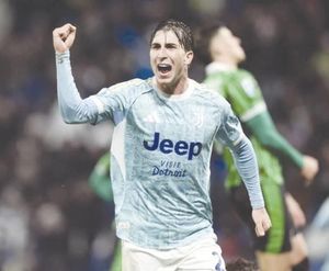 ¡GOLEA JUVENTUS AL SASSUOLO Y SE COLOCA EN ZONA DE CHAMPIONS!