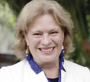 ¡JOSEFA GONZÁLEZ-BLANCO, LA EMBAJADORA QUE DA PASO A GERTZ MANERO EN REINO UNIDO!