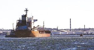 ¡OTRO BARCO PETROLERO!