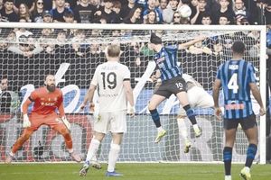 ¡DERROTAS DEL NÁPOLES Y MILÁN ENCAMINAN AL INTER AL TÍTULO!