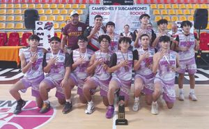 ¡PREMIAN A CAMPEONES DE LIGA DE BASQUETBOL!