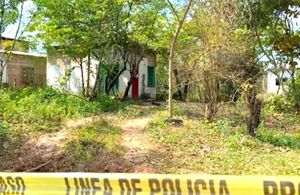 ¡EXTRAEN SIETE CUERPOS DE FOSA CLANDESTINA DE JÁLTIPAN!