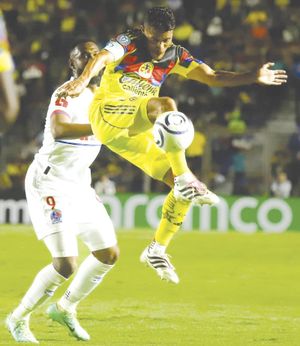 ¡DE PANZAZO….!