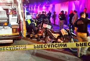 ¡TRAGEDIA EN EL FÚTBOL! - BATALLA CAMPAL ENTRE PORRAS DEL RACING Y CELAYA