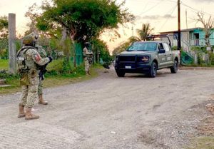 ¡SE AGRARRAN A BALAZOS EN UN FUNERAL EN BARRA DE CAZONES!