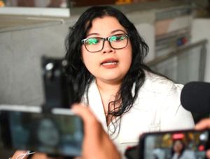 ¡ESTOY EN INDEFENSIÓN TOTAL! - MARÍA FERNANDA DE LUNA