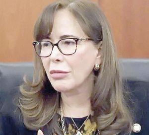¡PIDE YEIDCKOL, DEL PT, LICENCIA PREVIO A VOTACIÓN DEL PLAN B!