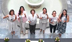 ¡300 MUJERES EN EL FORO! - *“Llegamos todas”