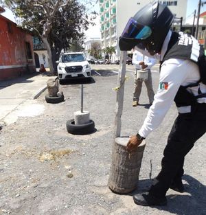 ¡PROHÍBEN A FRANELEROS APARTAR LUGARES EN ZONAS TURÍSTICAS DEL PUERTO!