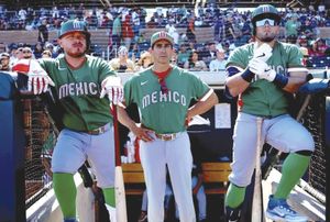 ¡UNA HISTORIA LLAMADA BÉISBOL! | ¡LLEGÓ LA HORA…VAMOS MÉXICO! - El béisbol tiene memoria, y la del aficionado mexicano todavía guarda muy fresco lo que ocurrió en el Clásico Mundial de 2023, cuando la selección nacional dirigida por Benjamín…