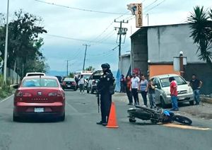 ¡JOVENCITAS HERIDAS POR MOTOCICLETAZO EN COSCOMATEPEC!