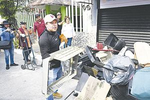 ¡SIGUEN LAS JORNADAS DE DESCACHARRIZACIÓN EN LAS COLONIAS!