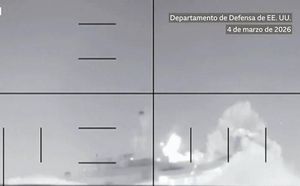 ¡HUNDE SUBMARINO DE EEUU BUQUE MILITAR IRANI CON MÁS DE 100 TRIPULANTES A BORDO!