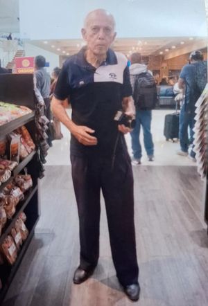 MUY FELIZ CUMPLEAÑOS AL SEÑOR ALBERTO CARRILLO LINALDI...