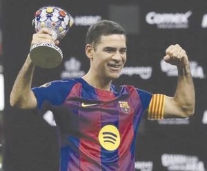 ¡FESTEJAN RAFA MÁRQUEZ Y BARSA TRIUNFO SOBRE EL REAL MADRID!