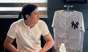 ¡VERACRUZANO A YANKEES! - BIEN