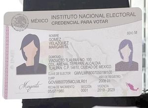 ¡AVALA INE ADICIONAR MÁS ELEMENTOS A CREDENCIAL DE ELECTOR!